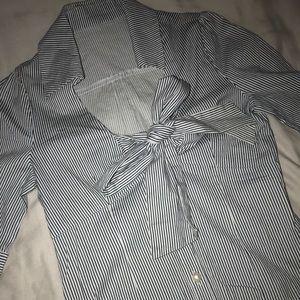 Pinstriped button up top!